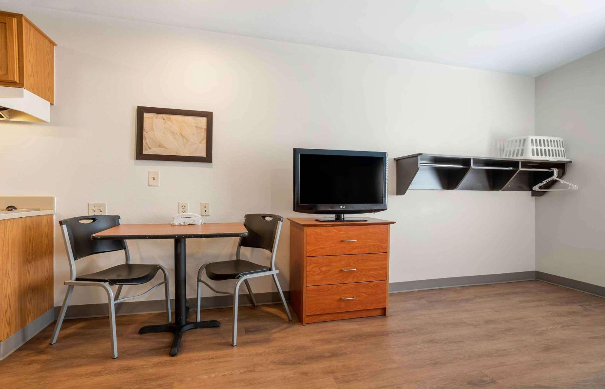 Extended Stay America Select Suites - Колорадо-Спрингс Экстерьер фото
